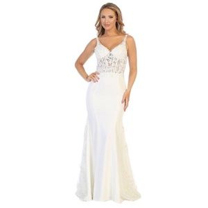 Off White Lace Fit & Flare Bridal Gown